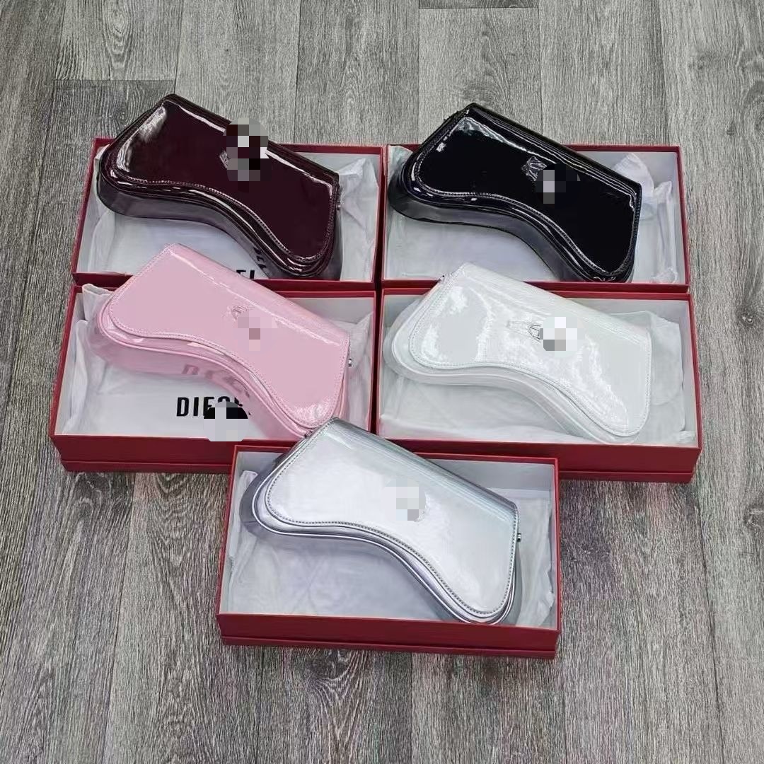 2025 New Crescent Niche Design Casual Underarm Bag Fashion High-End Versatile Commuter Women's Handbag