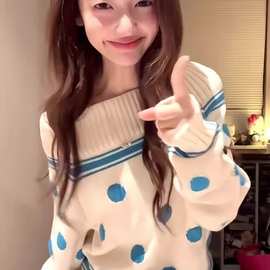 韩系甜辣妹慵懒露肩波点撞色长袖毛衣女秋冬一字领宽松小众针织衫