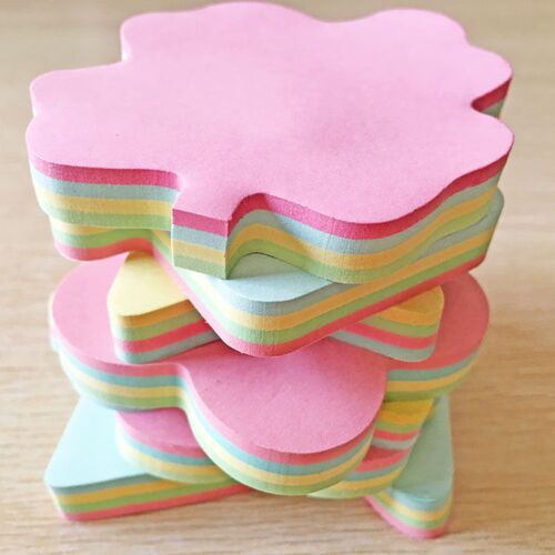 Styling sticky notes n-time stickers for students with cute cartoon girls sticky colorful sticky notes tearable post-it notes