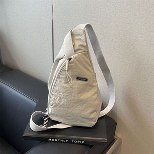 Trendy Brand Chest Bag Men's and Women's Mobile Phone Crossbody Bag Fashionable Simple Riding Bag Casual All-match Lightweight Sports Style Small Backpack
