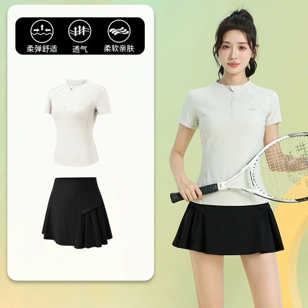 Gray apricot two-piece set (black skirt in wet rain)