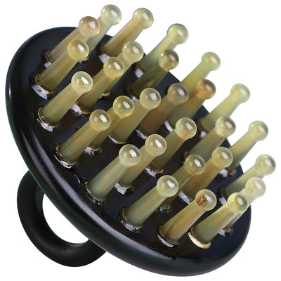 厂家直销指环高贵羊角按摩梳头皮家用女檀木天然头部经络圆盘