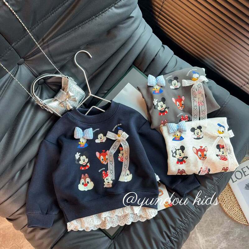 New Korean-Style Girls' Sweatshirt with Lace Trim, Versatile and Fashionable Mickey Top New Korean-Style Girls' Sweatshirt with Lace Trim, Versatile and Fashionable Mickey Top