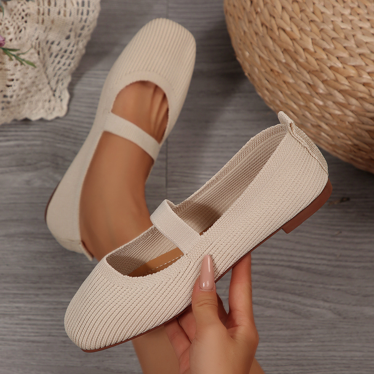 Women's Flat Knit Loafers Breathable Casual Slip On Shoes Low Cut Plus Size Autumn New Style_vogvips.com