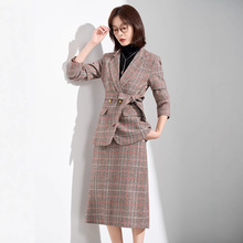 �tɫ���Ӱ���ȹ���b���bŮ2025�¿��＾���e�I���|�r�����b����