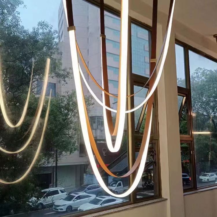 Lámpara de cinturón de diseño moderna y simple lámpara de comedor Villa sala de estar sala modelo para elegir alto duplex LOFT lámpara de escalera