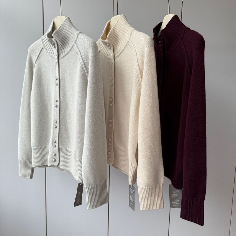 100 Pure New Wool Exquisite Buttoned! High Collar Lapel Soft and Comfortable Thickeneded Warm Loose Sweater for Women Winter New