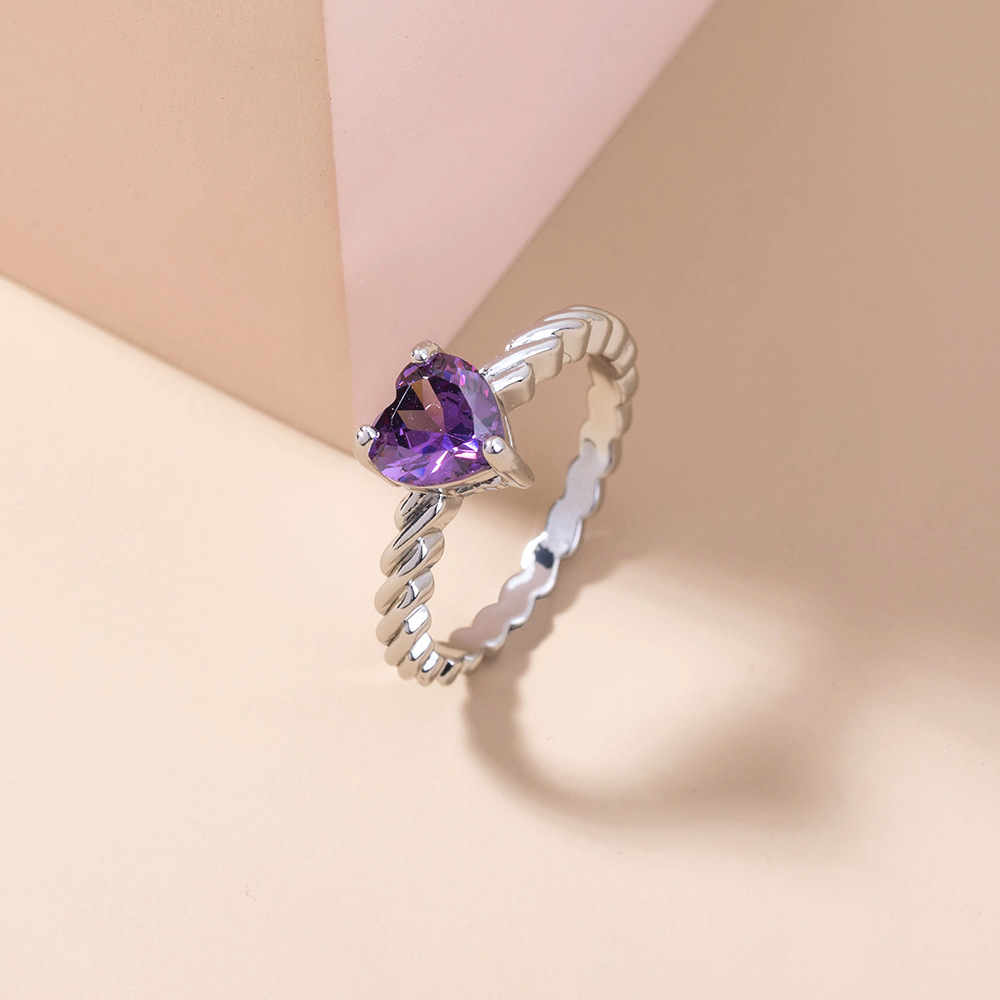 New Simple Trend Peach Heart Violet Big Gemstone Copper Ring Female Wholesale display picture 1