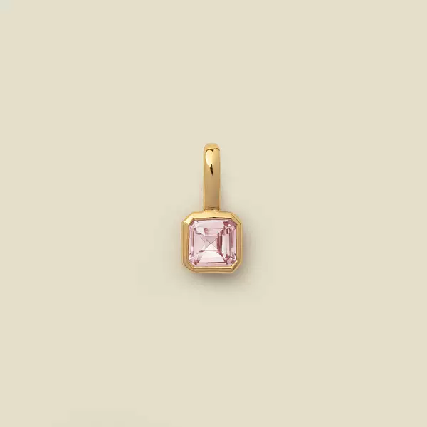 Pendant, 10 month