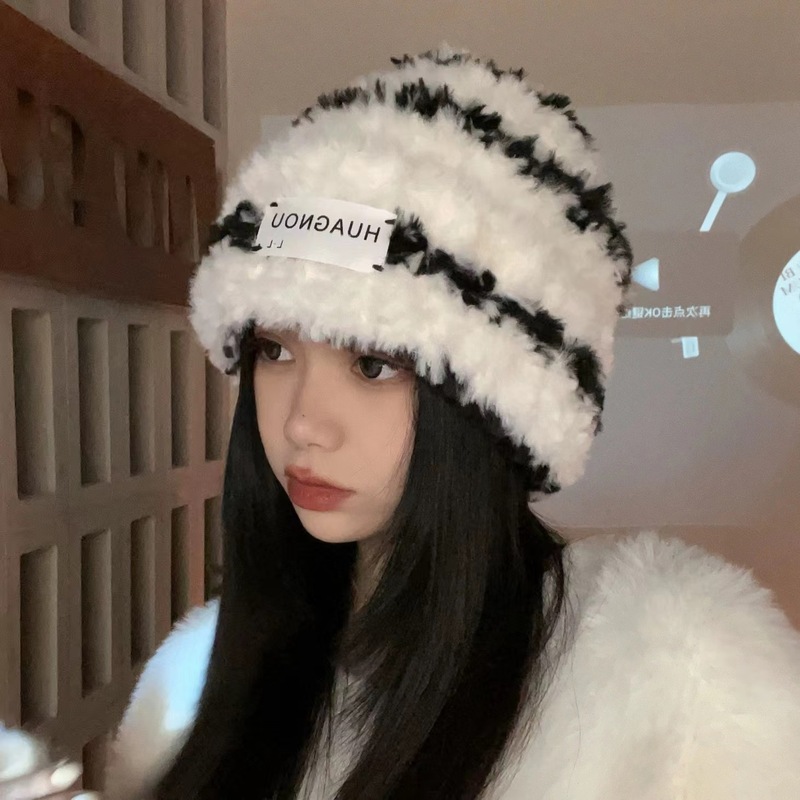 ニット帽クマぬいぐるみ女性の秋と冬暖かい模造毛皮プルオーバーウール帽子顔が小さく見える甘くてかわいい盆地帽子|undefined