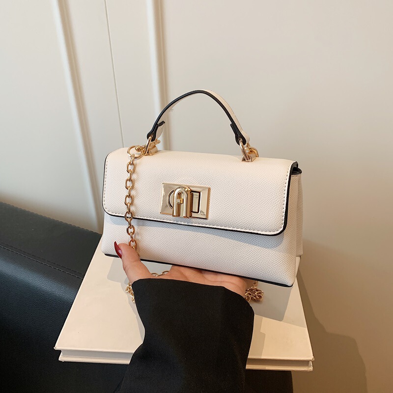 Cross-Border Hot-Selling F Brand Fashion Versatile Single-Shoulder Crossbody Chain Bag, Simple and High-End Early Summer Commuter Small Square Bag, F Women's Bag