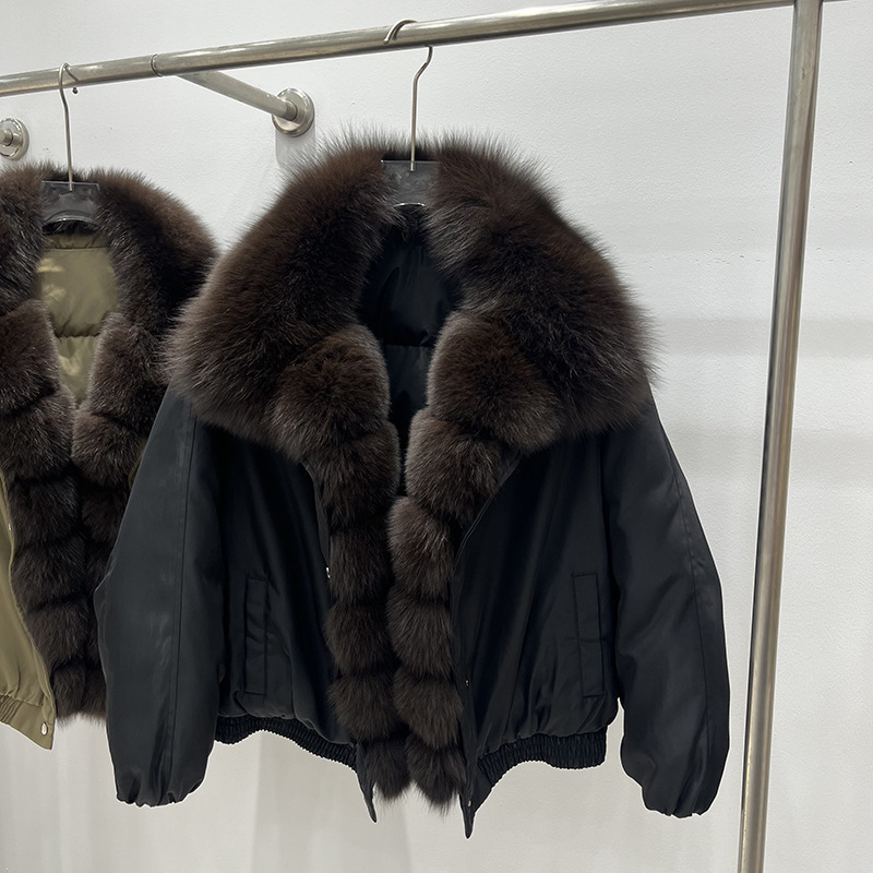 European Station 2026 Winter New Thickened Warm down Jacket for Women, Mid-Length with Large Fox Fur Collar, Fashionable Fur Coat European Station 2026 Winter New Thickened Warm down Jacket for Women, Mid-Length with Large Fox Fur Collar, Fashionable Fur Coat