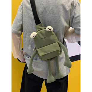 X 27066 Cartoon frog crossbody bag ��ͨ�������eб���ذ�