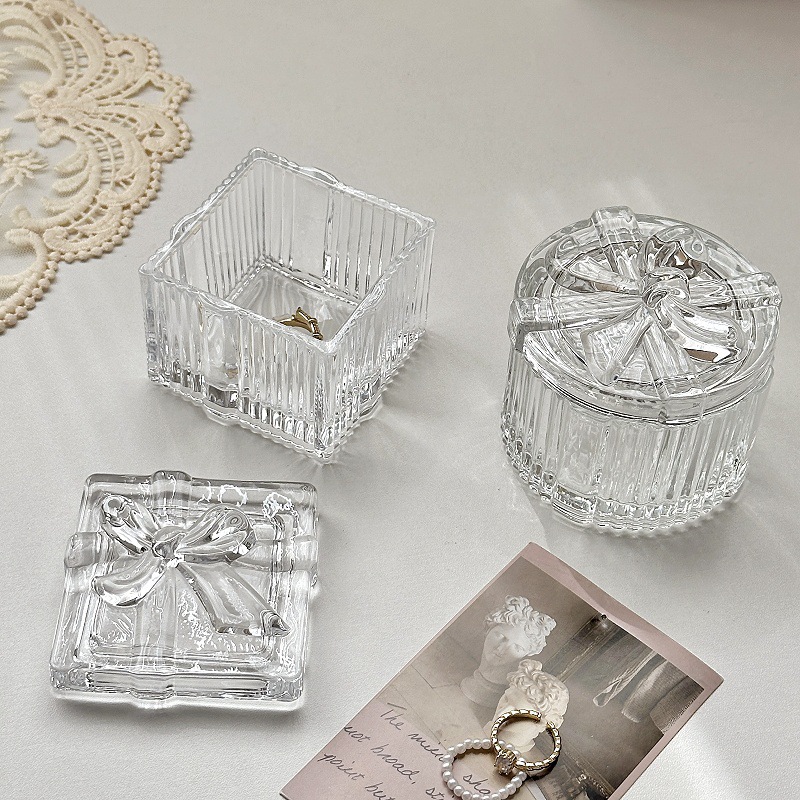 Caja de joyas de arco retro creativa en forma de corazón cubierta de cinta de vidrio exquisita caja de almacenamiento de joyas de collar de tocador doméstico