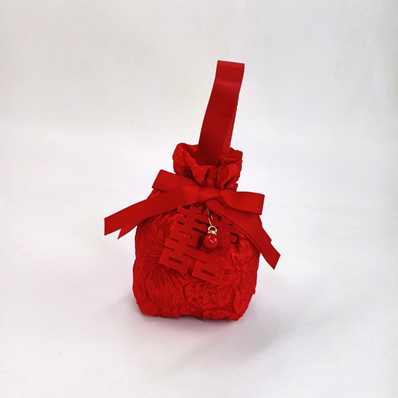 빅 레드 + 레드 비즈 + 해피 펠트