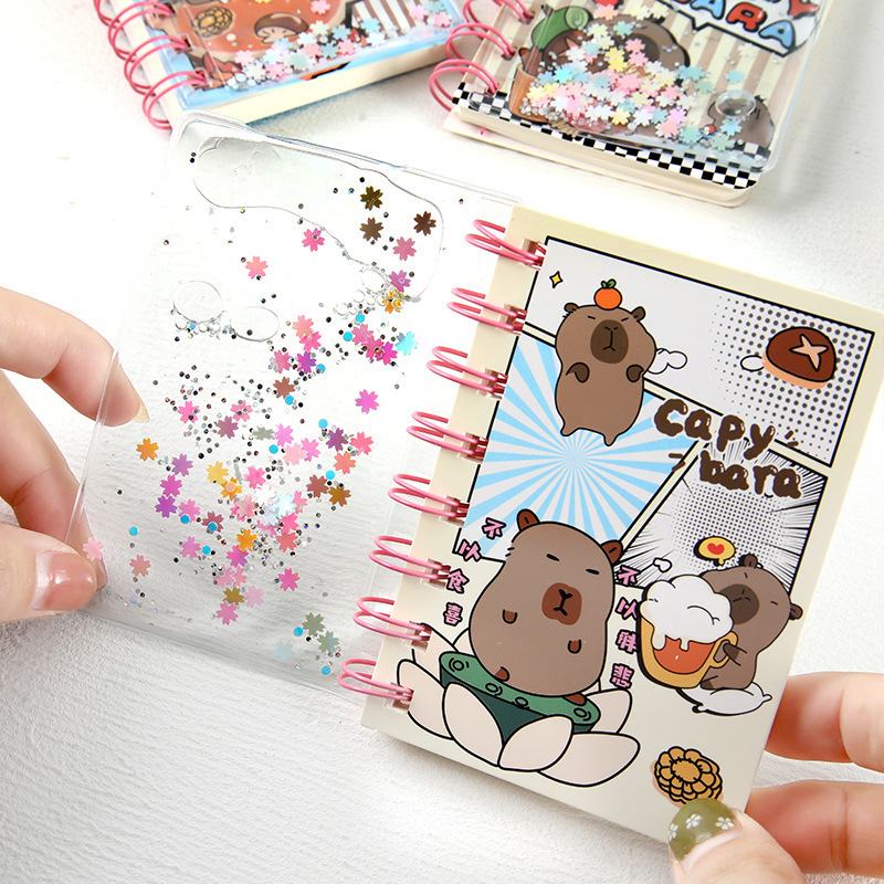 Kapibala en el libro de bobina de aceite, arenas movedizas de dibujos animados, libro de cuentas de mano de boutique lindo, libro de bolsillo, papelería para estudiantes