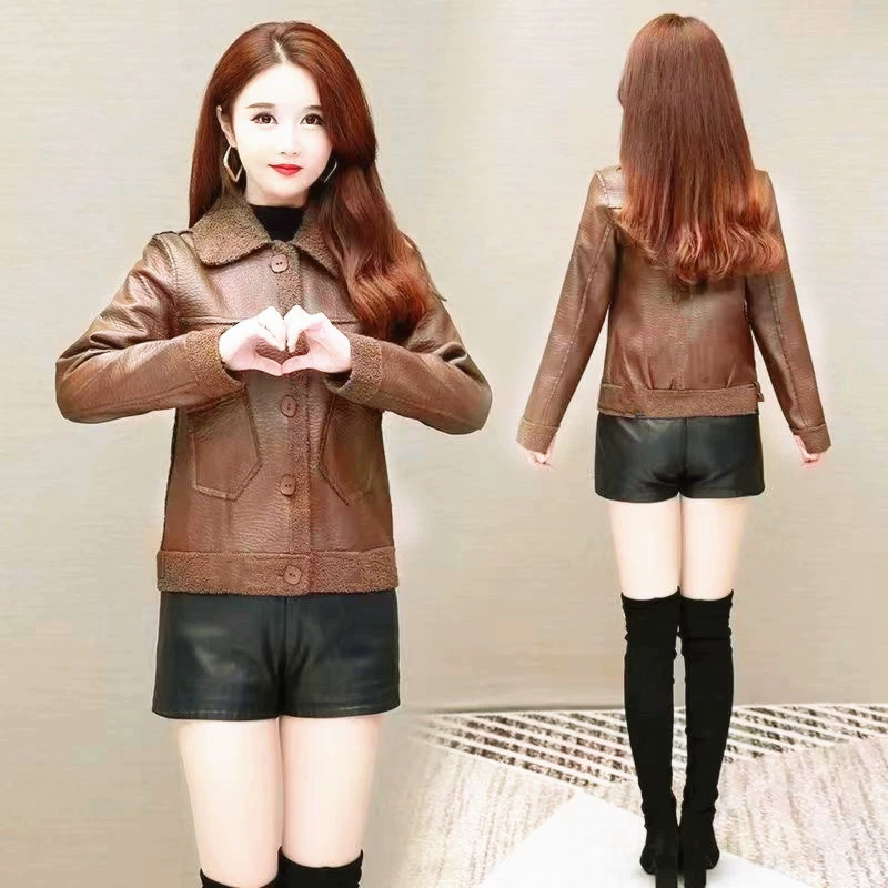 Женская короткая кожаная куртка из вельвета Teddy, новинка 2024 года, осенне-зимняя модная кожаная куртка для женщин среднего и старшего возраста.