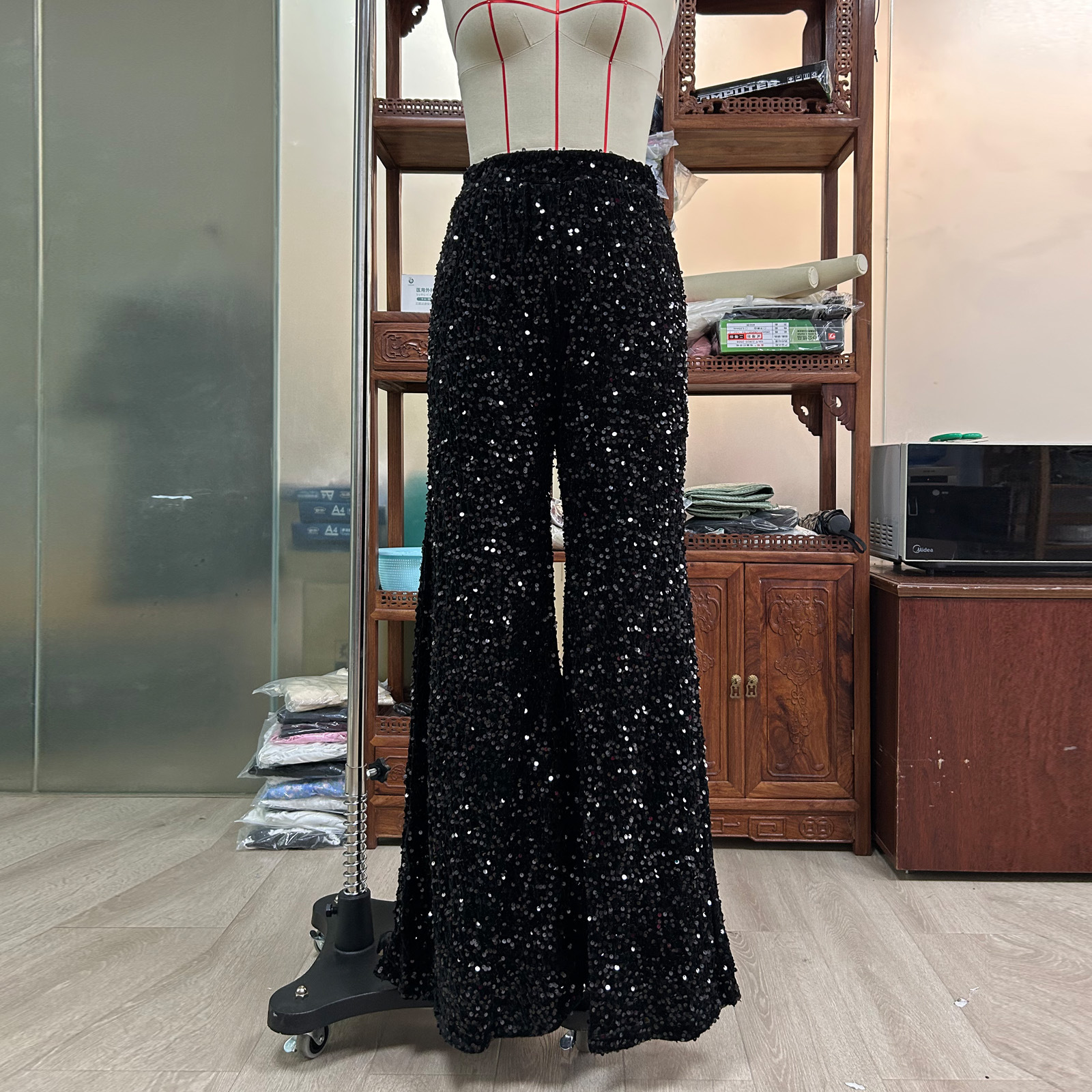 Women's Party Street Fashion Solid Color Full Length Sequins Wide Leg Pants display picture 16