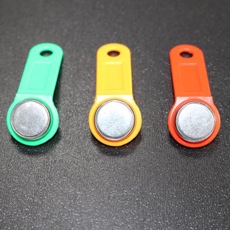 12528860464_1702715747