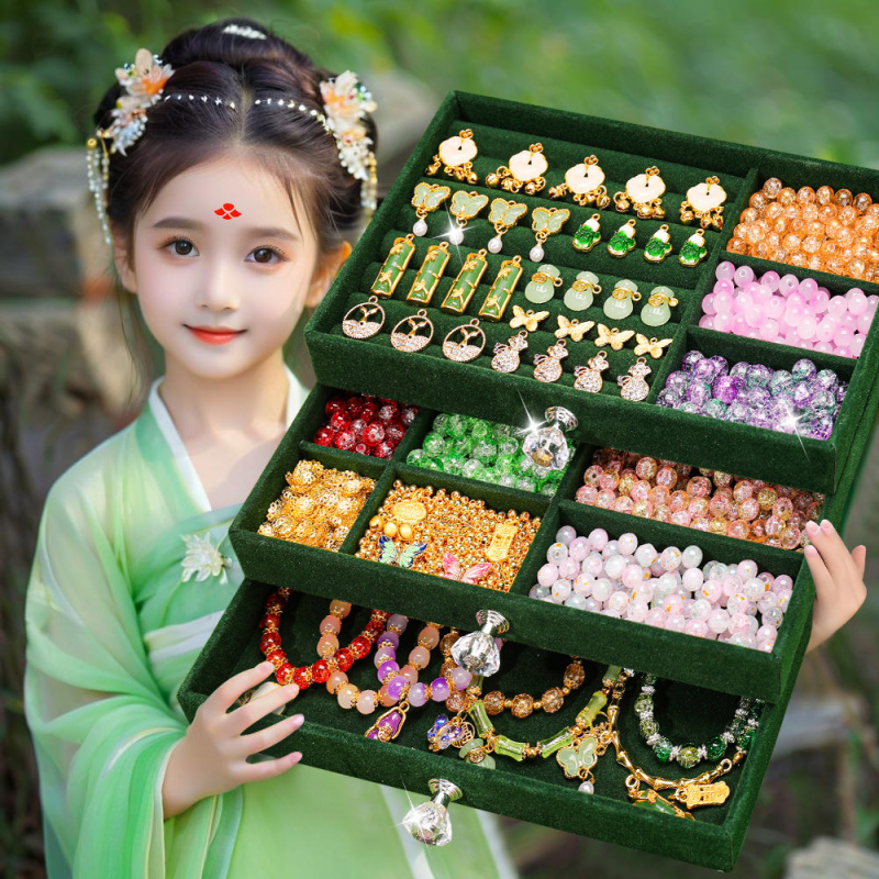 Beaded Children's Educational Toys Handmade DIY Gemstone Bracelet Material Set Girls Birthday Gift Gift Box Wholesale