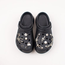 朋克风洞洞鞋鞋扣骷髅头跨境新款diy金属风铆钉链条可拆卸装饰品