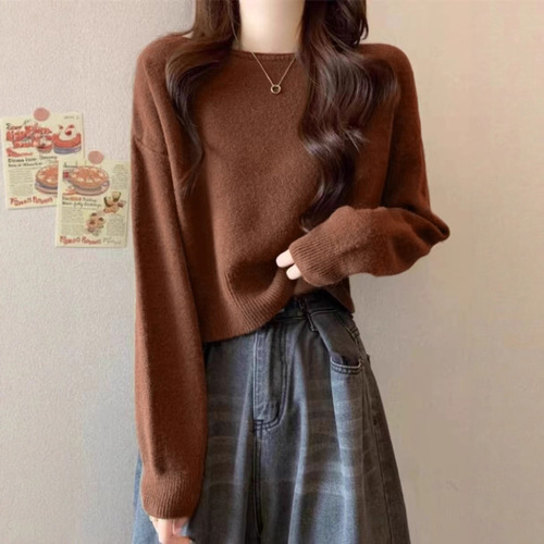 Korean New Style Off-Shoulder Soft & Tender Short Pullover Sweater for Women—Fashionable, Relaxed-Style Knitted Base Layer Top for Inner Wear