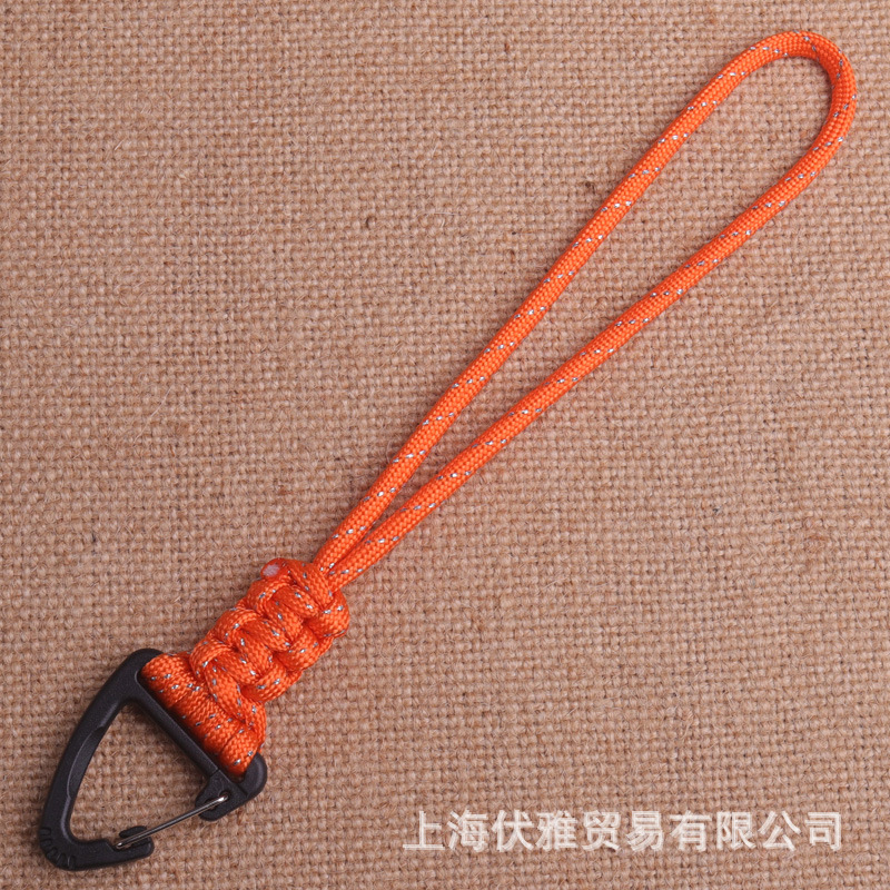 Cuerda de paraguas de siete núcleos hecha a mano Hebilla de triángulo Cuerda de mano Llavero Cuerda de linterna Cuerda anti-caída Cuerda cuchillo colgante Y020