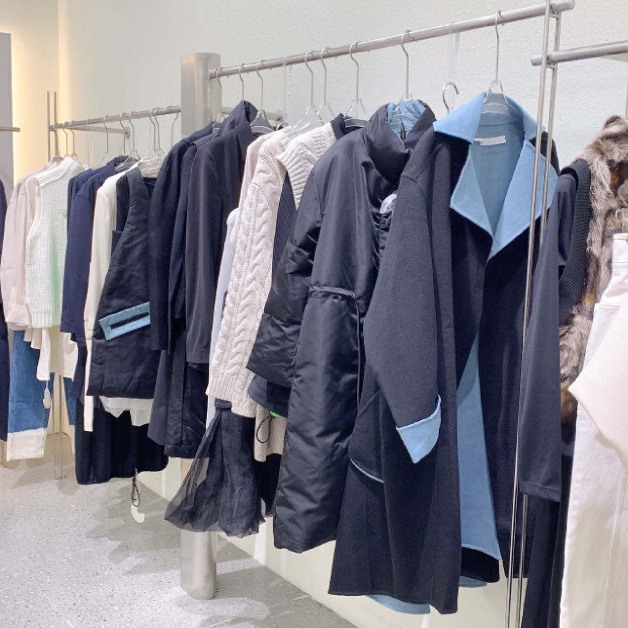 高端尾货25四季款品牌折扣女装衣服专柜清仓神货走份直播货源批发