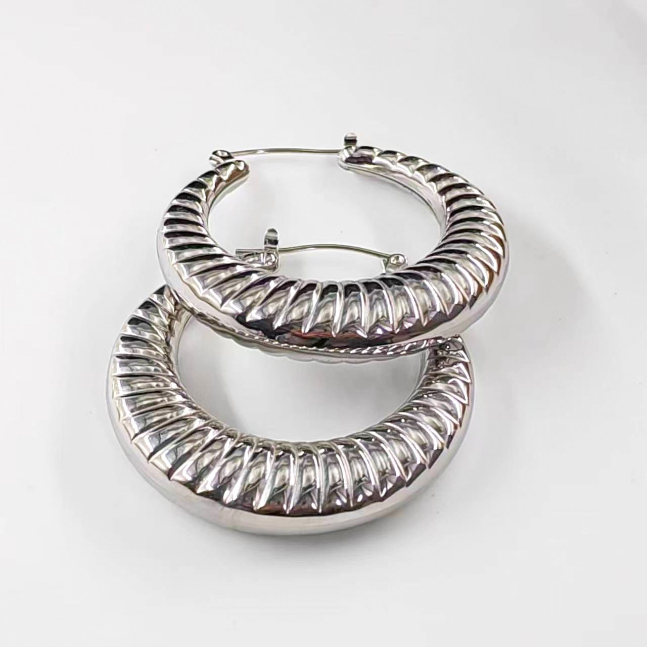 Circle Pattern 1 Pair Fashion Circle Stainless Steel Polishing Earrings