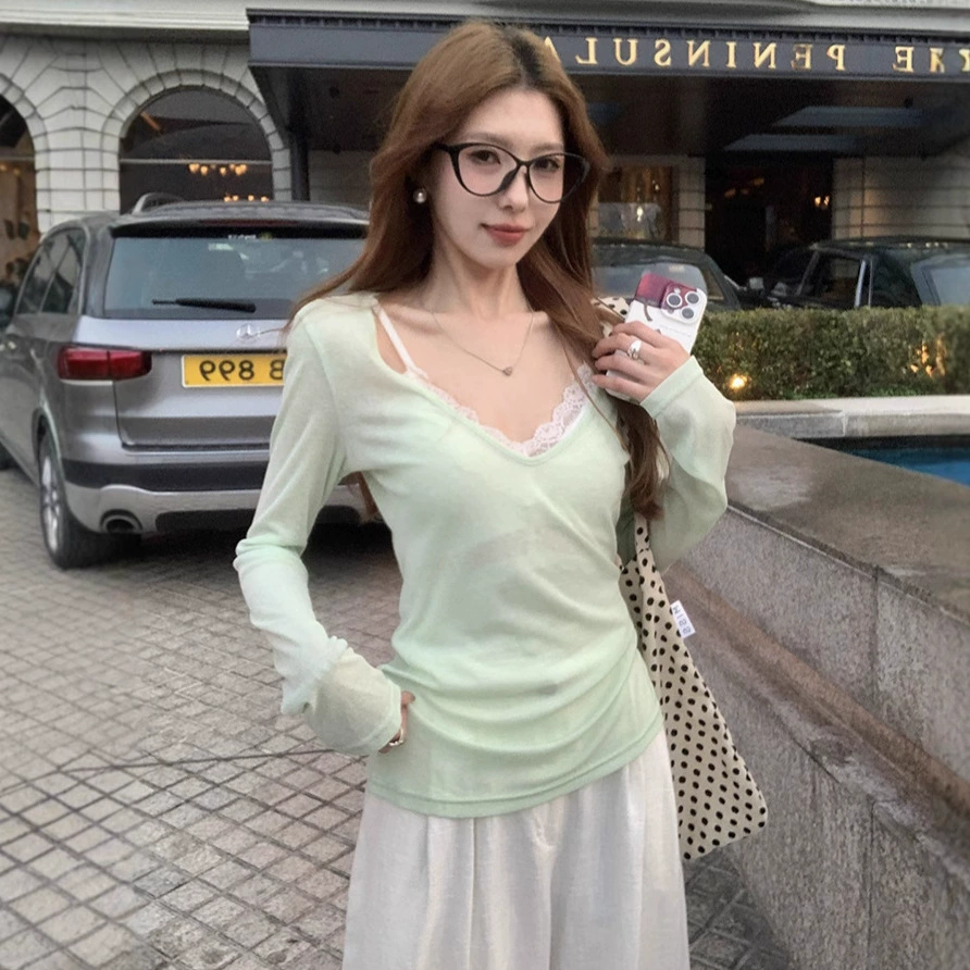 Атмосферная мятно-зеленая кофта с длинными рукавами для отдыха, V-образным вырезом, защитой от солнца.