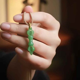 Jade crafts natural Xinjiang Hetian jade Russian material jasper old material magic pestle pendant men's and women's pendant delivery certificate