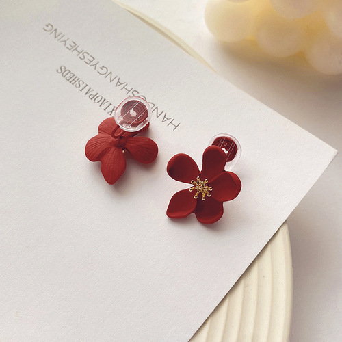 Red flower women's retro Hong Kong style retro French romantic temperament earrings earrings mosquito coil ear clips for women without pierced ears