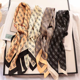 丝巾女春秋印时尚花绑发衬衫西装装饰百搭花卉70仿真丝批发小方巾