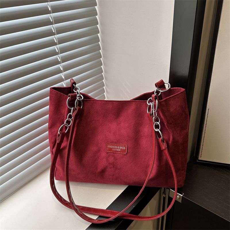 2024 otoño y invierno nueva bolsa de mujer de viaje, bolso de hombro de gran capacidad, bolso de mano popular retro