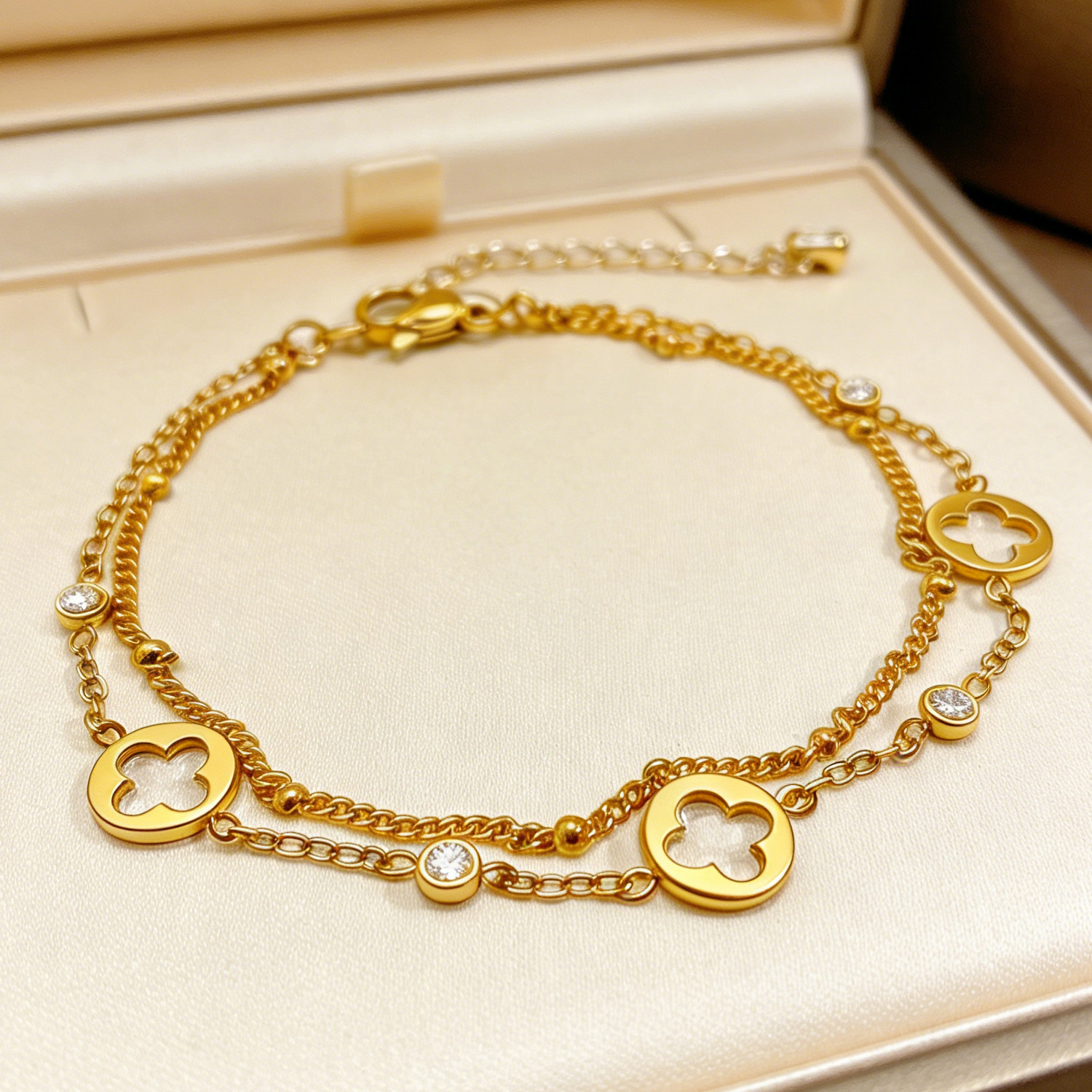 欧美风幸运四叶草双层手链女18K镀金镶钻钛钢手饰 跨境电商货批发