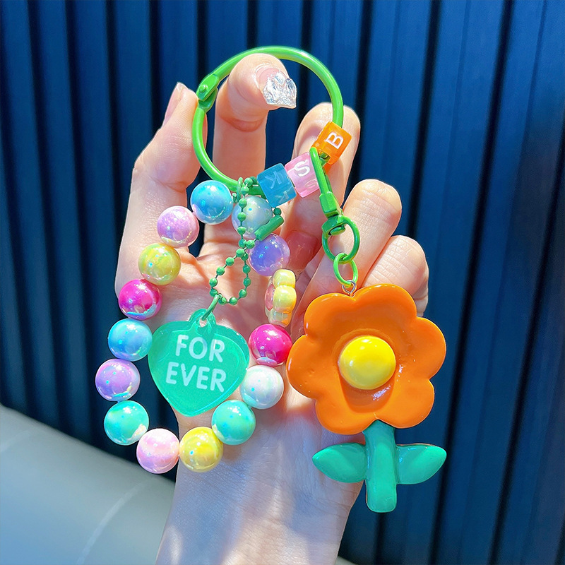 Cuentas de asiento osos colgantes de llaves de bolsos acrílicos exquisitos colgantes de llaves de automóvil colgantes pequeños regalos al por mayor