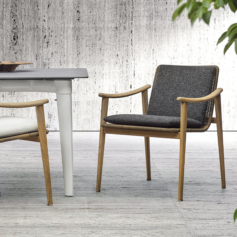 Ocio al aire libre mesa y silla combinación patio anti-corrosión de madera balcón silla de ratán casa al aire libre Villa Nordic silla de muebles de ratán
