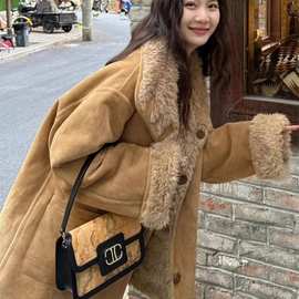2026冬季双面穿加厚机车服皮毛一体新款仿羊羔毛外套女宽松中长款