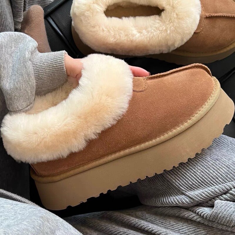 Sangpo Snow Boots for Women, Leather and Fur Integrated, Fleece-Lined, Warm Cotton Shoes, 2025 Winter Warm Women's Cotton Boots, Casual and Versatile Sangpo Snow Boots for Women, Leather and Fur Integrated, Fleece-Lined, Warm Cotton Shoes, 2025 Winter Warm Women's Cotton Boots, Casual and Versatile