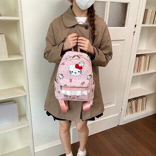 �ɐ�؈���p���Ů�W���ɐۿ�ͨ������ϵ��Ů�ı����p�������
