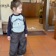 レモンの中で2025秋の新型子供の長袖のかわいい上着の女の子の洋風のファッションの百合のカジュアルなギャルのtシャツ
