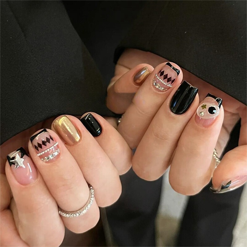 Pure Hand-Wearing Armor Dark Personality Black Diamond Temperament Short Sweet Cool Girl Cheap Wearable Manicure Pieces