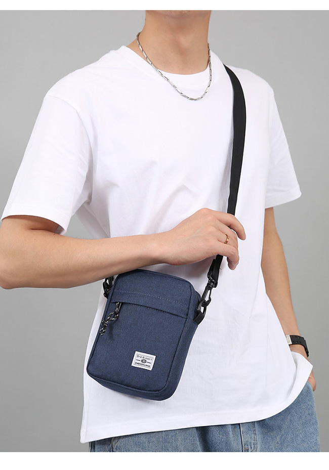 Men's Solid Color Oxford Cloth Zipper Shoulder Bag display picture 1