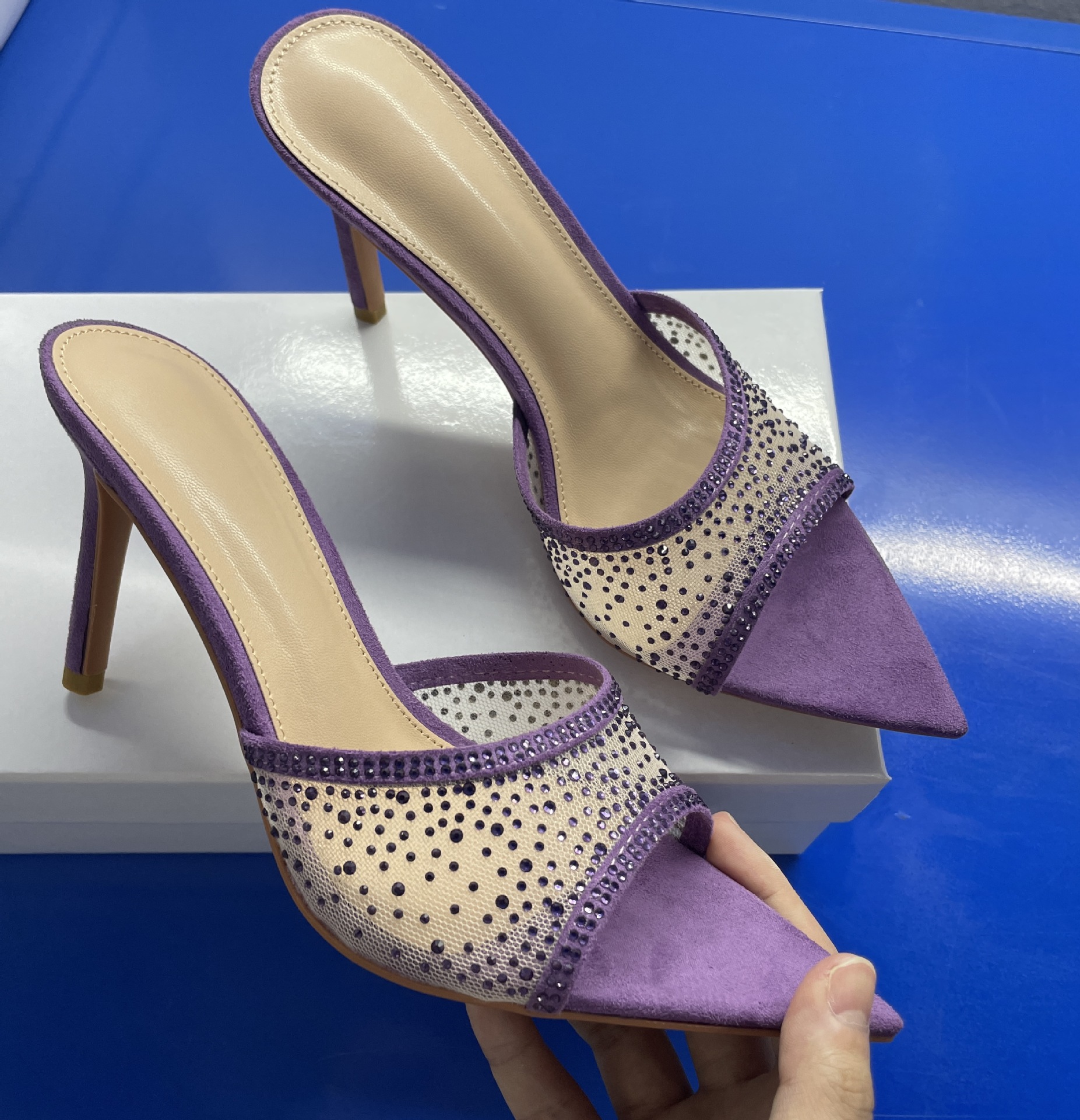 76997D36E8717C97A5017279925EF1