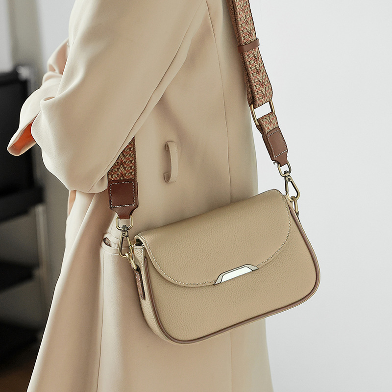 Borsa a tracolla da donna in vera pelle, nuova, stile vintage, modello da pendolare, versatile, di alta gamma, piccola e quadrata._voghion.com