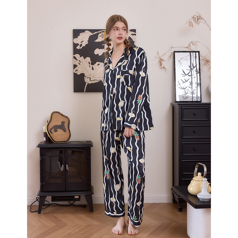Academy Style Teddy Bear Lapel Ice Silk Pajamas Women's Home Clothes Long Sleeve suit Light Luxury Silk Outer Wear