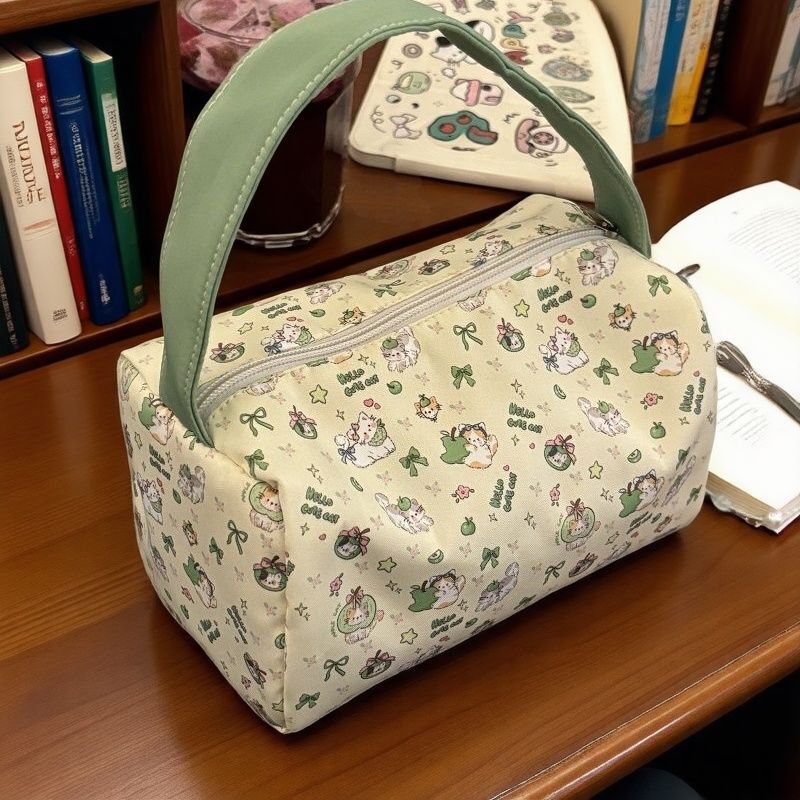 Green Apple Kitten Summer Cute Large Capacity Cosmetic Bag Portable High-Looking Storage Handbag Versatile Toiletries Bag