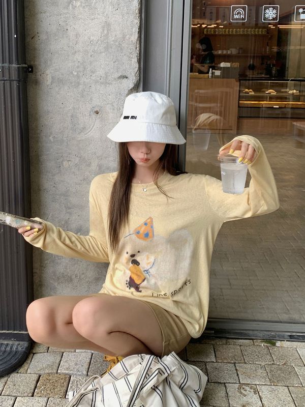新款奶黄色蛋糕小狗松弛感长袖上衣女韩系宽松防晒百搭圆领T恤秋|undefined