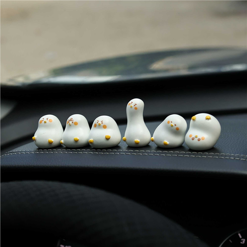 Dudu Duck's daily life little white duck car small ornaments cute…