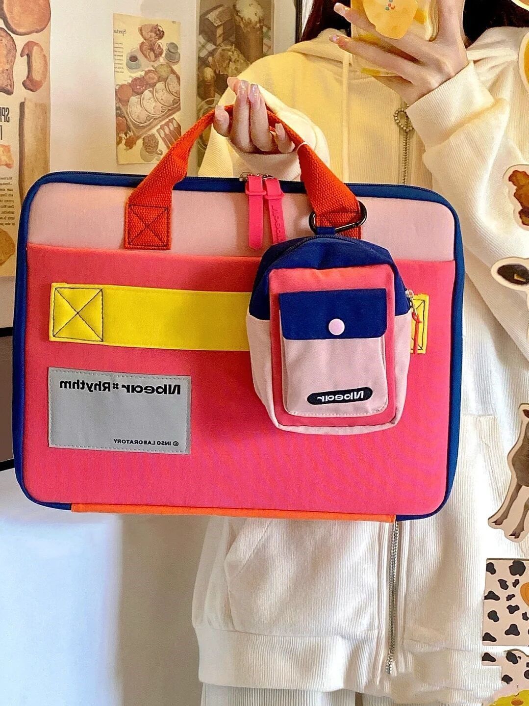 Apple MacBook color-matched laptop bag for women, 16-inch for class and commuting, 15.6-inch hand-held, high-end 14-inch office bag